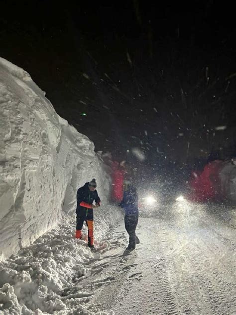 CERESOLE REALE Intensa nevicata e chiusura della strada in località