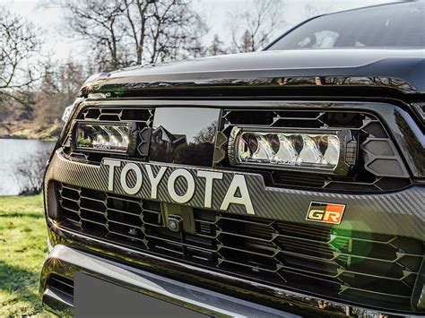 Lazer Grille Kit Toyota Hilux Gr Sport Triple R Valoilla