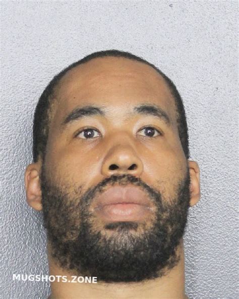 Jones Michael 05112022 Broward County Mugshots Zone