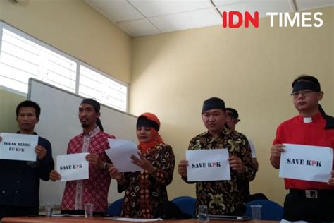 Masyarakat Anti Korupsi Minta Jokowi Stop Revisi UU KPK