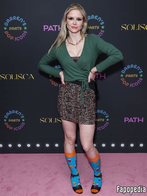 Erin Moriarty Nude Leaks Photo Fapopedia