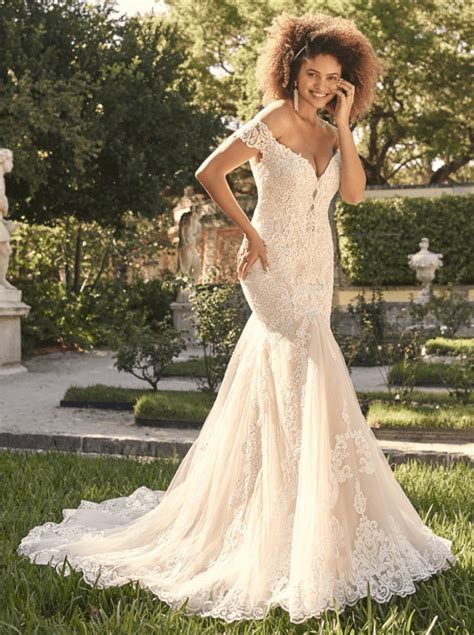 The 16 Best Mermaid Wedding Dresses Of 2023