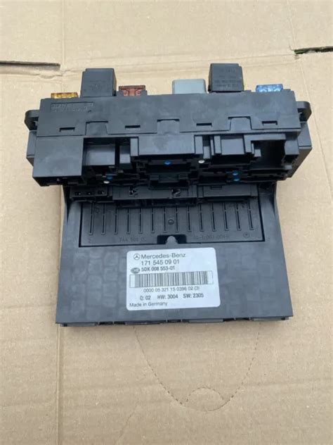 MERCEDES SLK R171 Front Sam Control Module Unit Fuse Relay Box 04 10