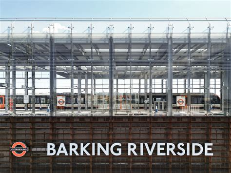 Barking Riverside by Chromaphotography - Architizer