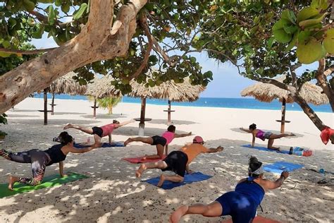 2023 1 Hour Yoga on the Beach Experience in Aruba