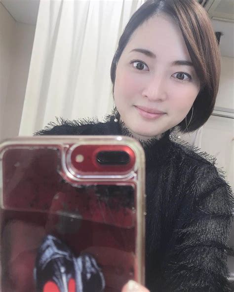 八木沼純子さんのインスタグラム写真 八木沼純子instagram「2020今日から仕事始め！ 。。。ニヤリ🥴 ・ ・ 10時から