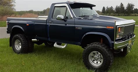 1985 Ford F 350 Dually On Super Swampers Ford Daily Trucks