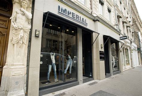 Litalien Imperial A Installé Sa Première Boutique En France