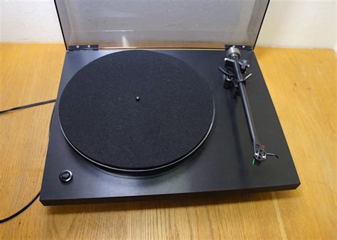 Rega Planar 3 – Classic Audio