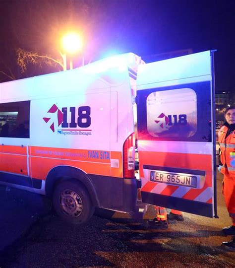 Sassuolo Travolto Nella Notte In Viale Magenta Ciclista Enne In