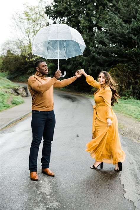 How To Make The Most Of Engagement Photos In The Rain Captured By Candace Photography