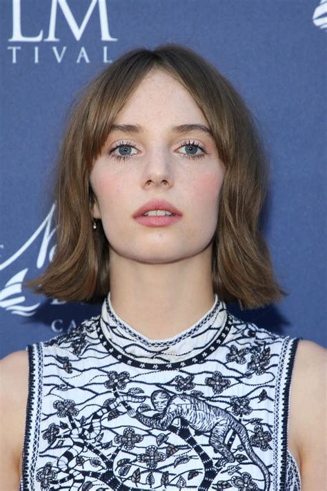 Maya Hawke Short Hair Inspiration