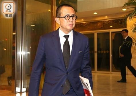 李泽楷为被砸舞者提供1千万港元 网友争议七嘴八舌新闻频道中华网