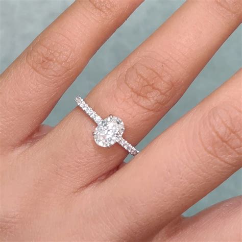 Oval Cut Diamond With Halo