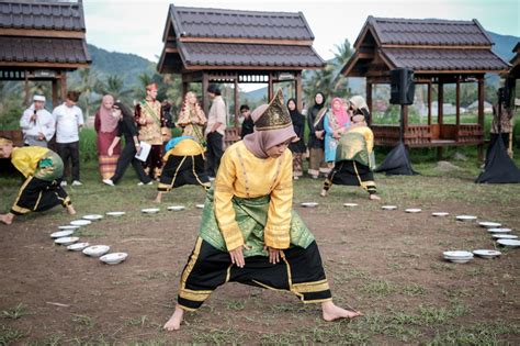 Menparekraf Desa Kubu Gadang Padang Panjang Masuk Besar Adwi