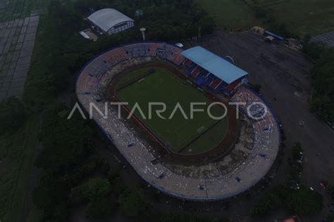 Dampak Kerusuhan Di Stadion Kanjuruhan Antara Foto