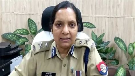 Ips Officer Laxmi Singh Becomes Ups First Woman Police Commissioner