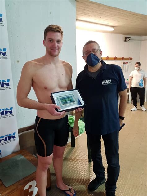 La Nuoto Uisp 2003 è grande ai Campionati regionali 8 titoli e 28