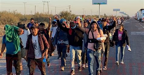 Cubanos En Caravana De Migrantes Avanzan Hacia Ciudad Ju Rez