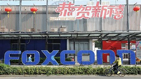 Foxconn Mulai Bangun Proyek Kendaraan Listrik Awal Otomotif