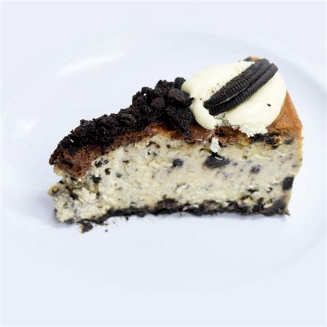 Oreo Cheesecake Slice - Pastry Passions