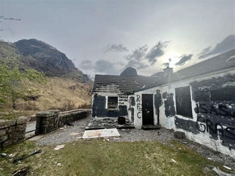 Jimmy Savile's house in Glencoe should be given to climbing group