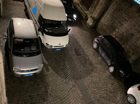 Ascoli Residenti Del Centro Soffocati Da Traffico E Soste Selvagge