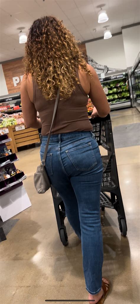 Curly Hair Milf Tight Jeans Forum