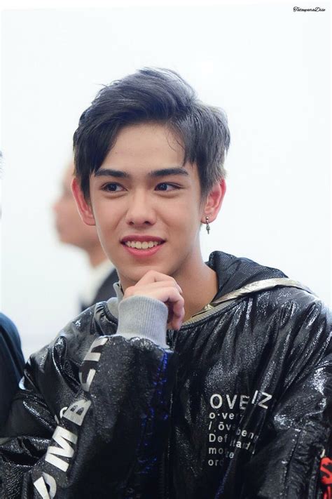 pin   selebritas lucu gambar