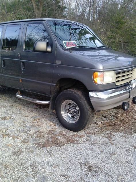 1995 Ford E 250 4x4 Van