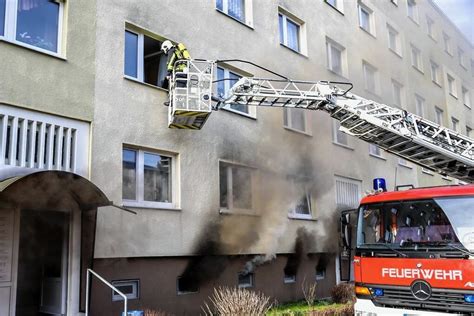 Kellerbrand In Aue Mieter Evakuiert Brandursache Vermutlich Ein