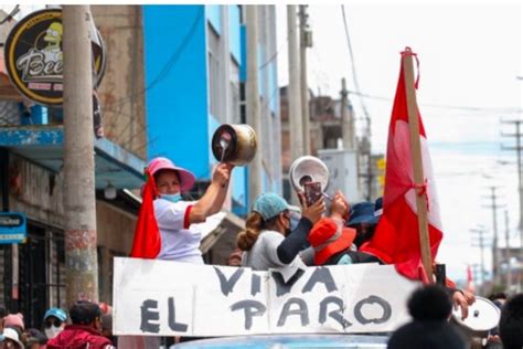 ¡grave Murió Un Joven En Perú Tras Recibir El Impacto De Una Bomba Lacrimógena Durante Protesta