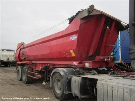 SEMI REMORQUE BENNE BASCULANTE DE CHANTIER ET TP FRUEHAUF 78520