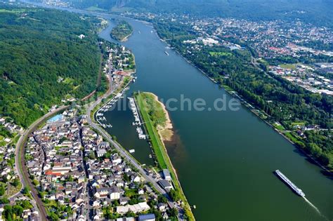 Oberwinter Aus Der Vogelperspektive Ortskern Am Uferbereich Des Rhein