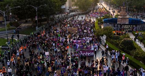 Marcha 25n Miles De Mujeres Salen A Las Calles Para Exigir Alto A La