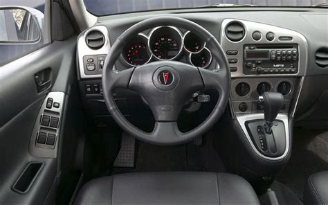 PONTIAC VIBE - pontiac-vibe_interior_17.jpg