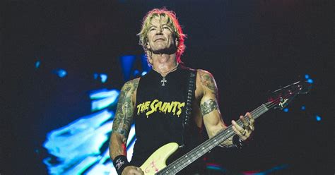 Baixista Do Guns N Roses Duff Mckagan V Renova O Do P Blico Da Banda