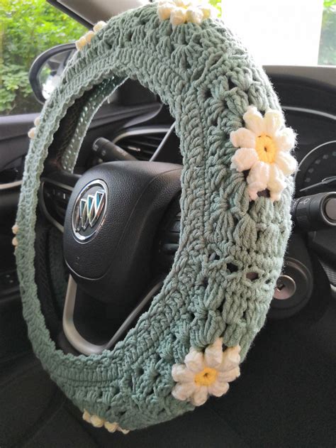 Crochet Daisy Steering Wheel Coversteering Wheel Coverdaisy Etsy