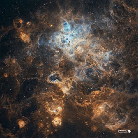 Tarantula Nebula Hubble