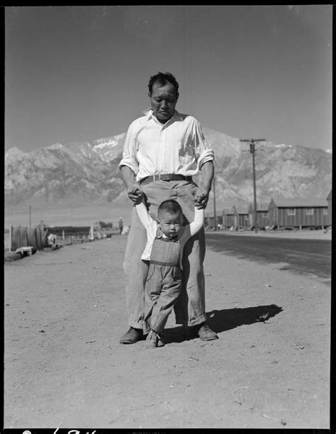 Dorothea Langes Unseen Photos Of Japanese Internment Camps