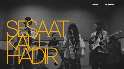 Sesaat Kau Hadir Skvo Band Utha Likumahuwa Cover Youtube