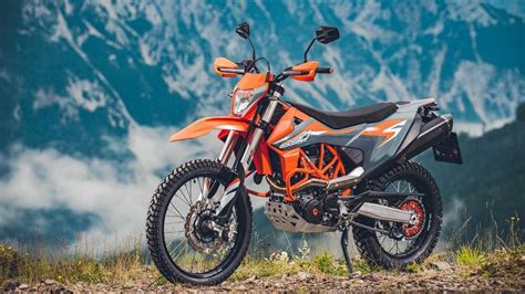 The Ktm 690 Enduro R And 690 Smc R Get Some Cool Updates Motodeal