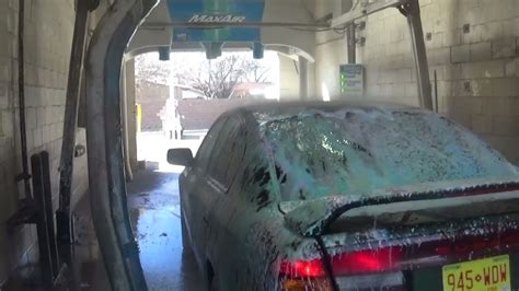 Outside View PDQ LaserWash G5 S Series At Classic Car Wash In Bosque