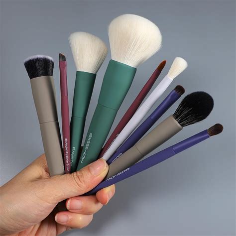 EIGSHOW Juego De Brochas De Maquillaje Kabuki Esenciales De 5 Colores