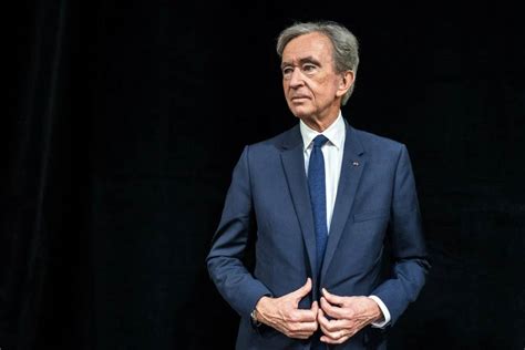 Bernard Arnault Salip Mark Zuckerberg Jadi Orang Terkaya Ketiga Di Dunia