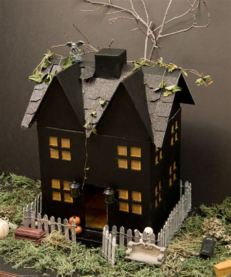 Haunted House Papercraft