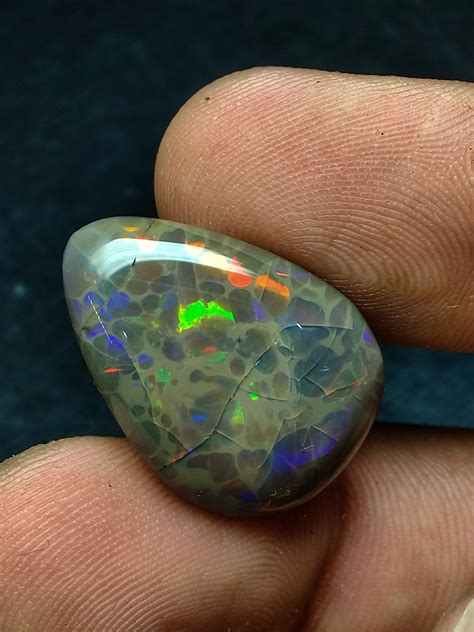 20ct Welo Crystal Opal Cabochon Rare Inverted Honeycomb