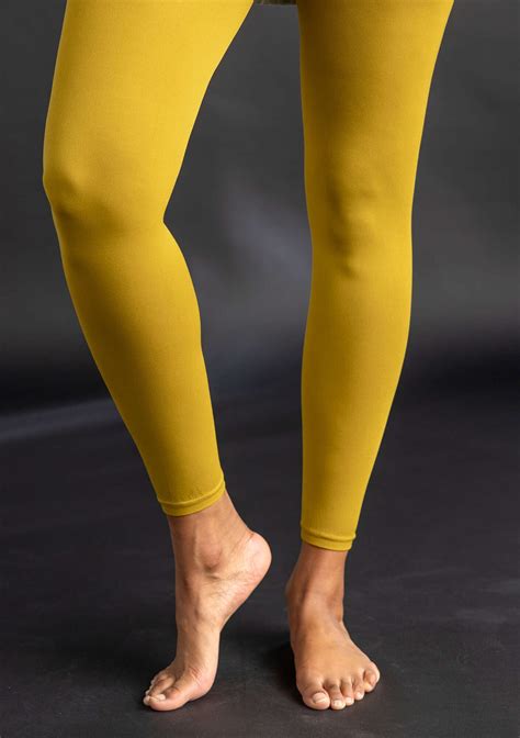 Solid Colored Leggings In Recycled Nylon