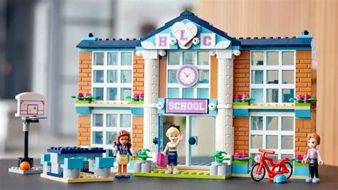 LEGO CITY and Friends sets added to LEGO.com sale with up to 30% off