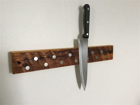 Beautiful Magnetic Wall Mounted Knife Holders and Where to Hang Them